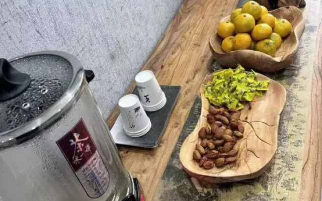 Licheng Jialijing Hotel