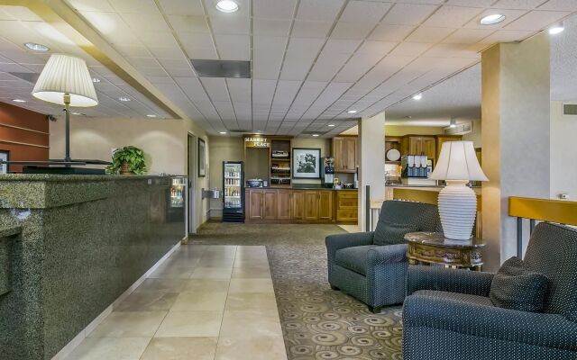 Red Lion Inn & Suites Deschutes River Bend