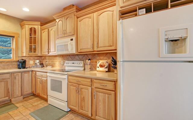 Mount Richthofen S3 3 Bedroom Condo