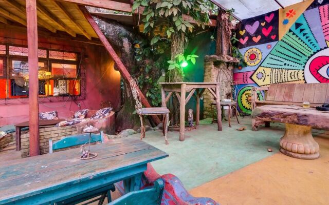 Mais Que Nada - Hostel & Patio-Bar