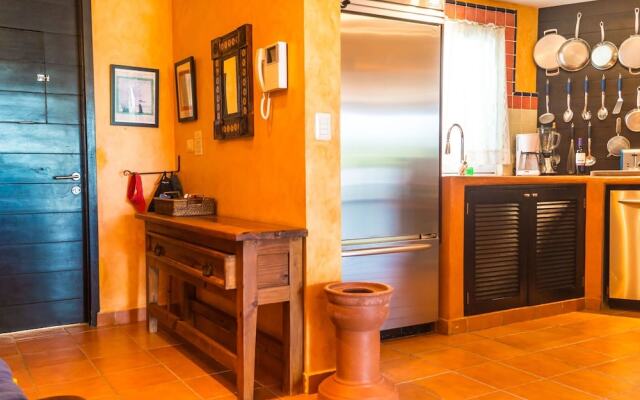 Bosque De Los Aluxes 304 1 Bedroom Condo