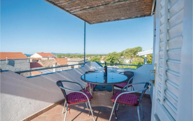 One-Bedroom Apartment in Pakostane