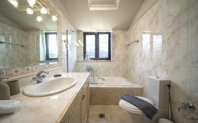 Villa Florentina ✩ Private Pool ✩ BBQ ✩ 7 Guests