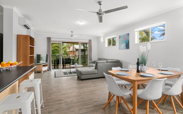 Marlin Cove Resort, Private Apartment
