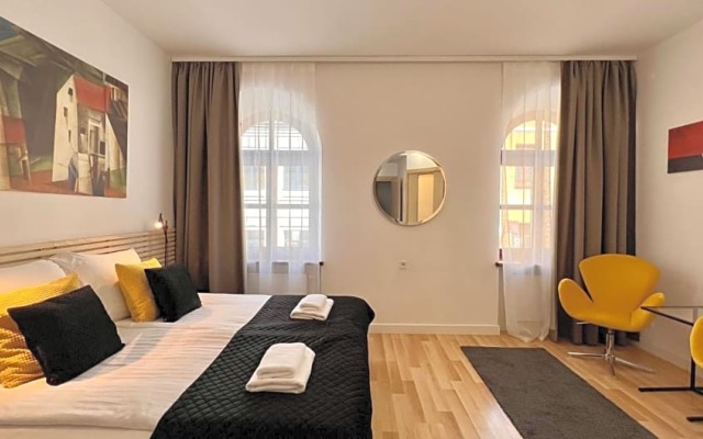 Hotel77