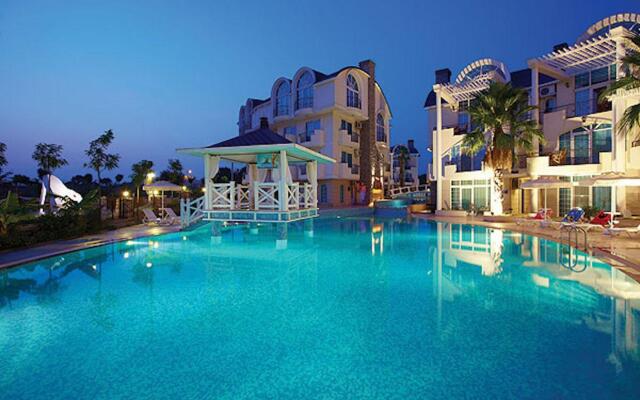 Seahorse Deluxe Hotel