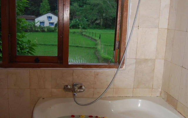 Saren Indah Hotel