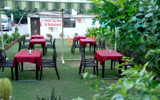 Hotel Taj Stay Agra