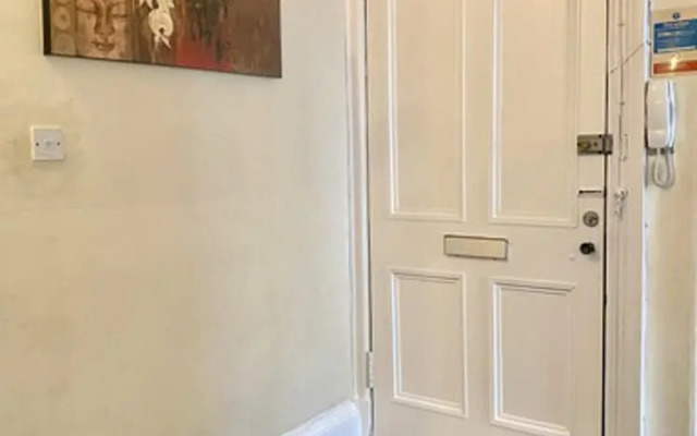 Large 5 Bedroom Flat in Marchmont, Edinburgh