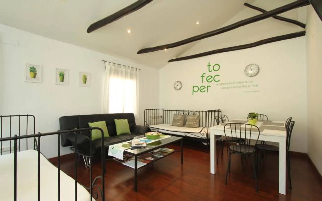 Paseo de los Tristes