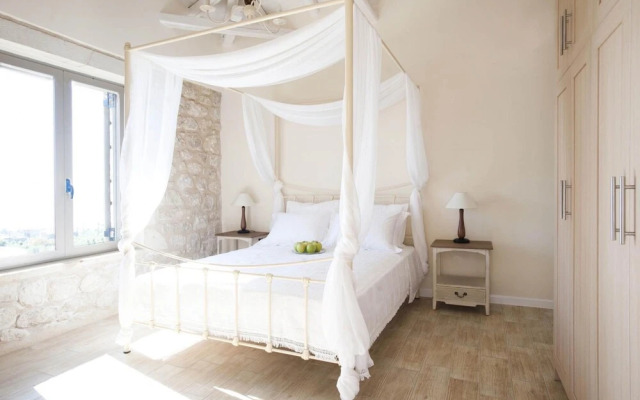 Two Bedroom Maisonette Villa - Margarita