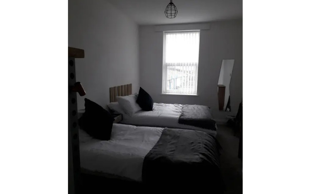 Molyneux Apartments