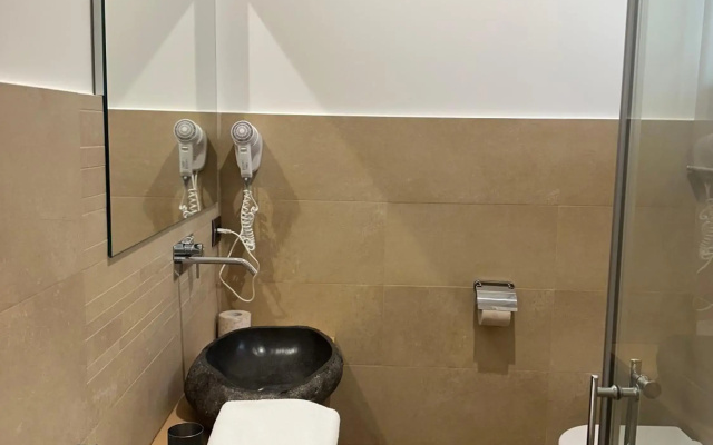 Olivia Rooms Eurialo
