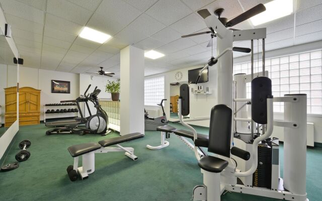 Genetti Hotel, SureStay Collection by Best Western