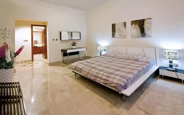 Palm Jumeirah North/South Residence