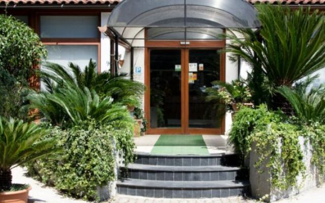 Silvana Hotel & Residence