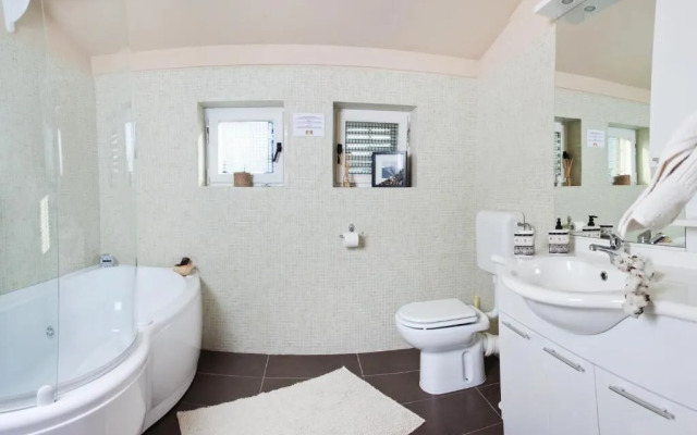 Hotel Stara šola - Oleander Resort