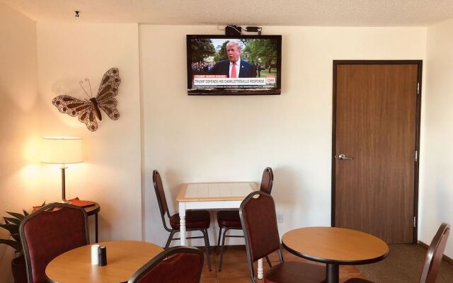 Americas Choice Inn And Suites