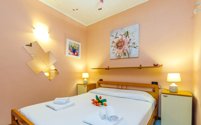 Magnolia Sirmione 500m from lake Garda