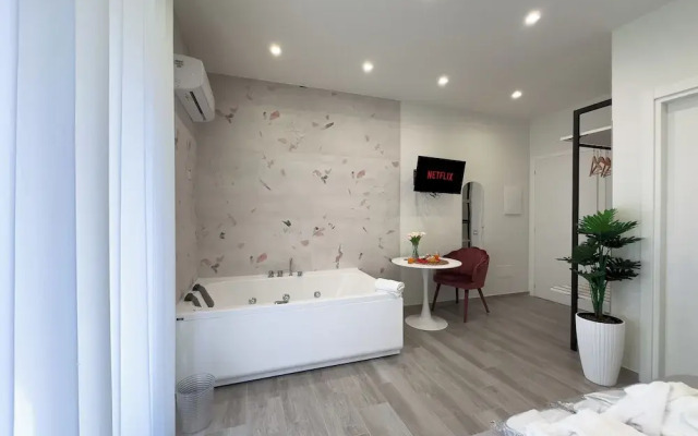 Al Civico 3 Home & Suites
