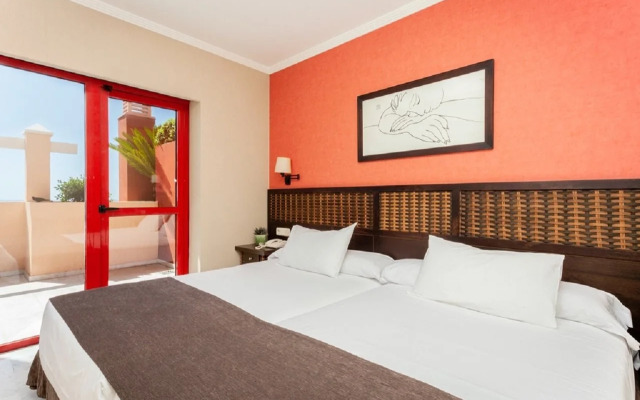 Holiday World VILLAGE Hotel