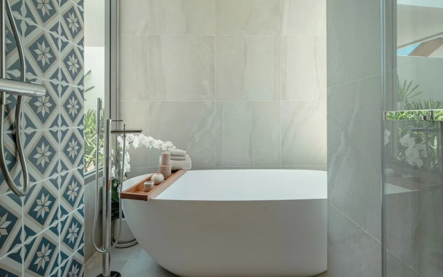 The Ozone Condotel Phuket