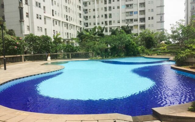 Comfy and Spacious 2BR at Seasons City Apartment