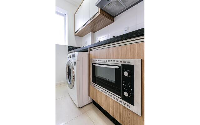 Apto com suíte e sacada vista mar Ingleses LEN203