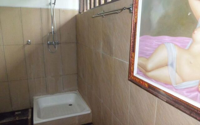 Amed Cafe & Hotel Kebun Wayan