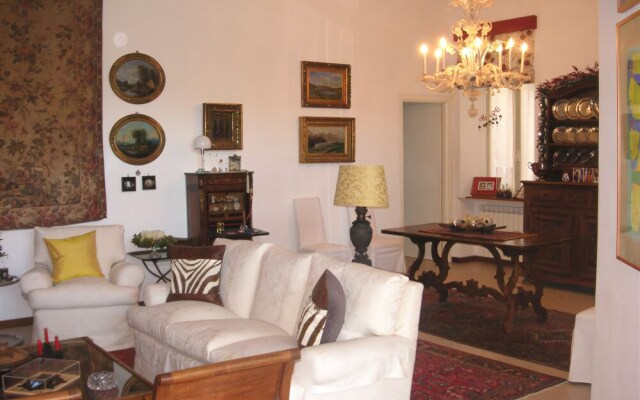 Garden Theater View House