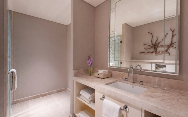 The St. Regis Marsa Arabia Island, The Pearl Qatar