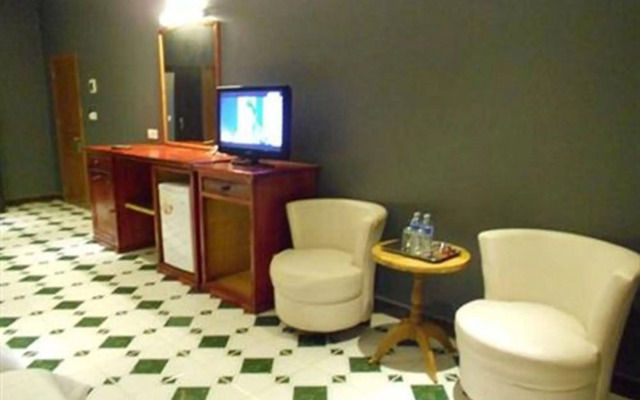 Nice Beach Hotel