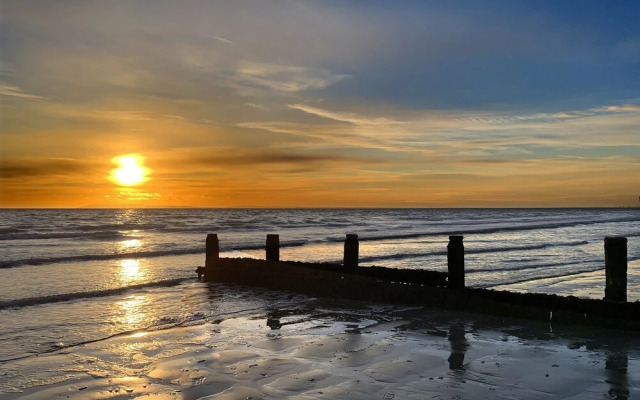 Bright House - Bracklesham Bay