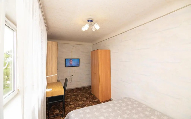 Comfortable apartments on Hrushevskogo street near 16 city hospital