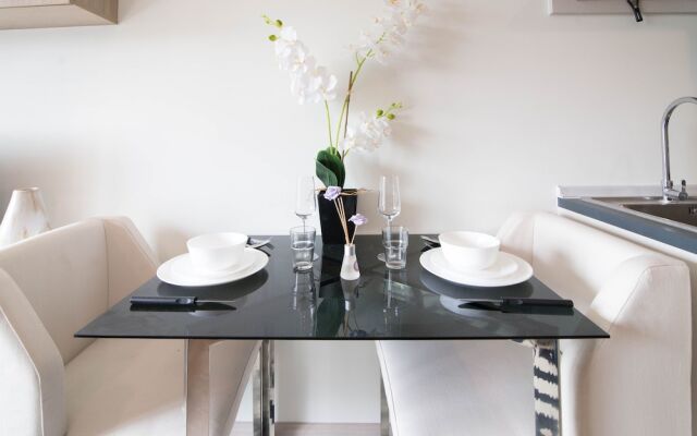 Apartment BTS On Nut, Convenience Store Nearby (bkmono8)