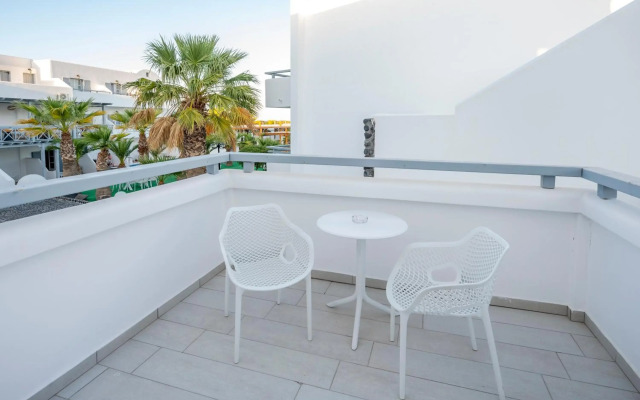 Smy Mediterranean White Santorini Adults Only