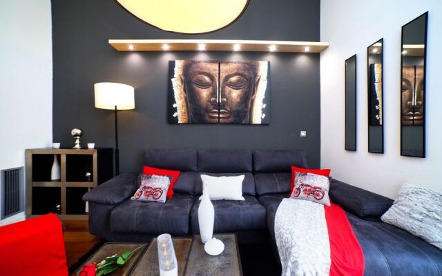 Victoria City Center 2