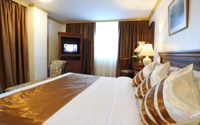Tiara Oriental Hotel