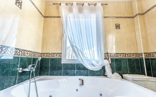 Stunning Golf Villa With Pool and Stunning Views