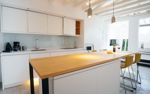 HOMEABOUT CHUECA Apartment