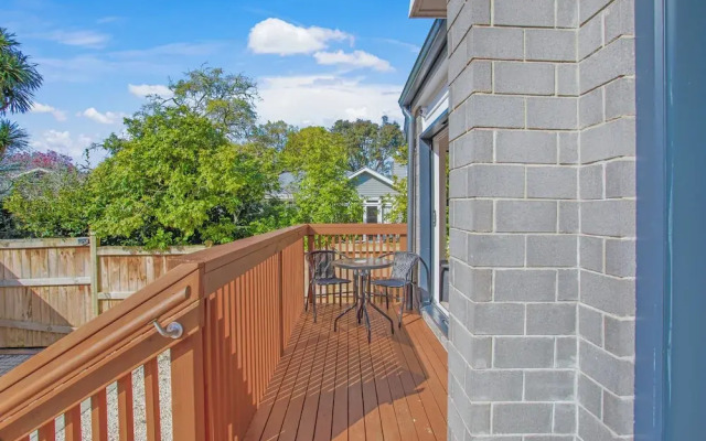Style Serenity Townhouse with Parking