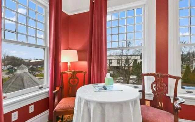 Pasfield House Inn