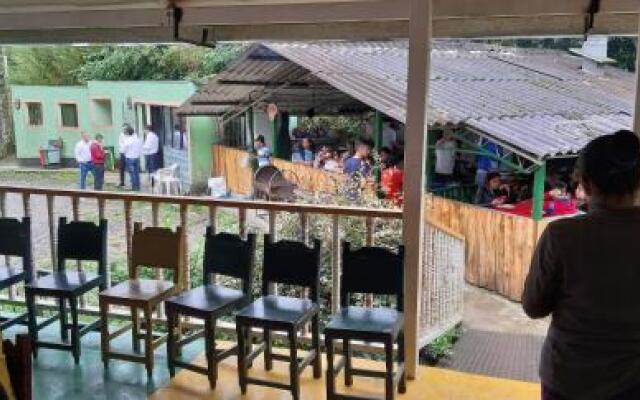 Centro Vacacional y Recreativo La Ermita - SASAIMA