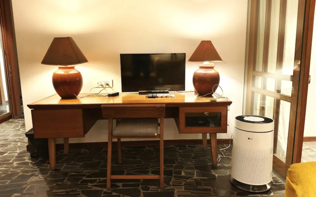 Aarivaa Luxury Designer Home Stay