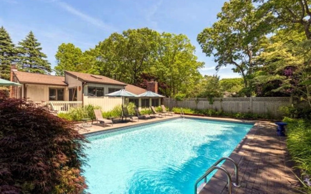 Villa Direen Modern East Hampton Villa