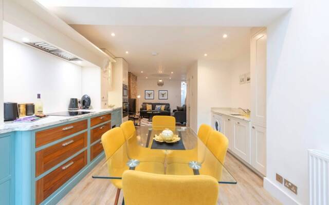 Temple Twenty5 A Newly Refurbished Modern Style Large 3 Bedroom House