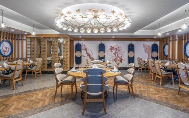 Diamond De Luxe Hotel SPA