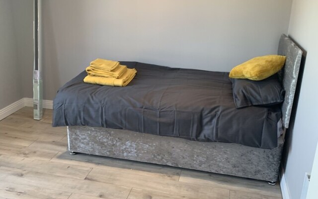 Private Central Apartment Near Kilcullen