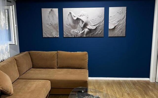 Genta apartment "21 Dhjetori"