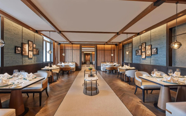 Fengjing Business Hotel - Shanghai